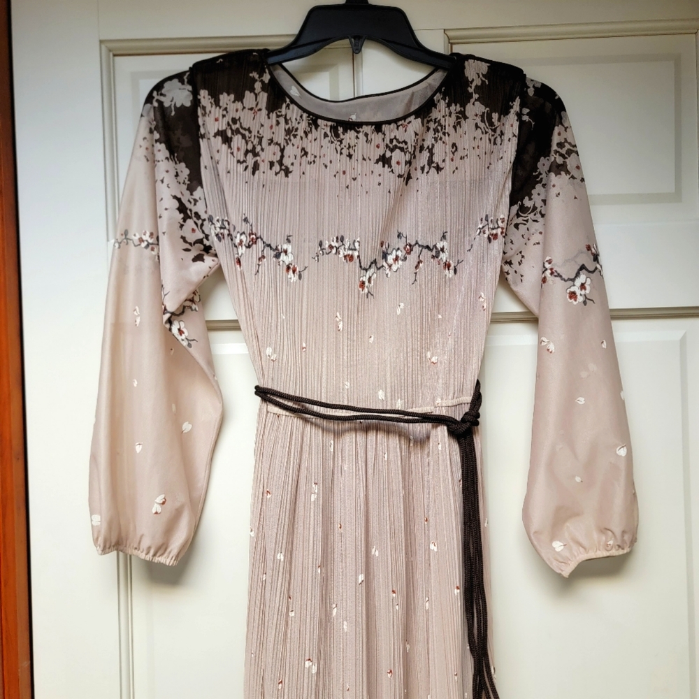 Vintage 1970s cherry blossom dress